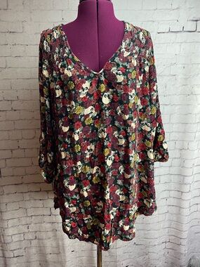 Torrid size 2 Floral Skull Smocked Tunic Top